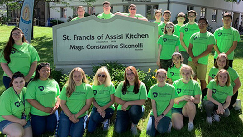 Student volunteers at local soup kitchen